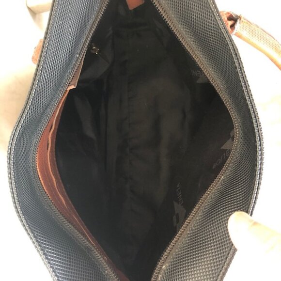 BOTTEGA VENETA Marco Polo Italian Black Pebbled Brown Accent Satchel … - Picture 10 of 17